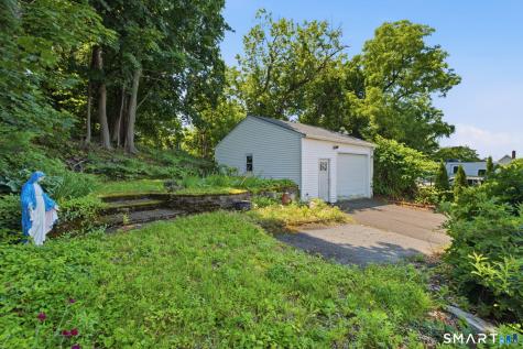 24 Summit Street Meriden CT 06450
