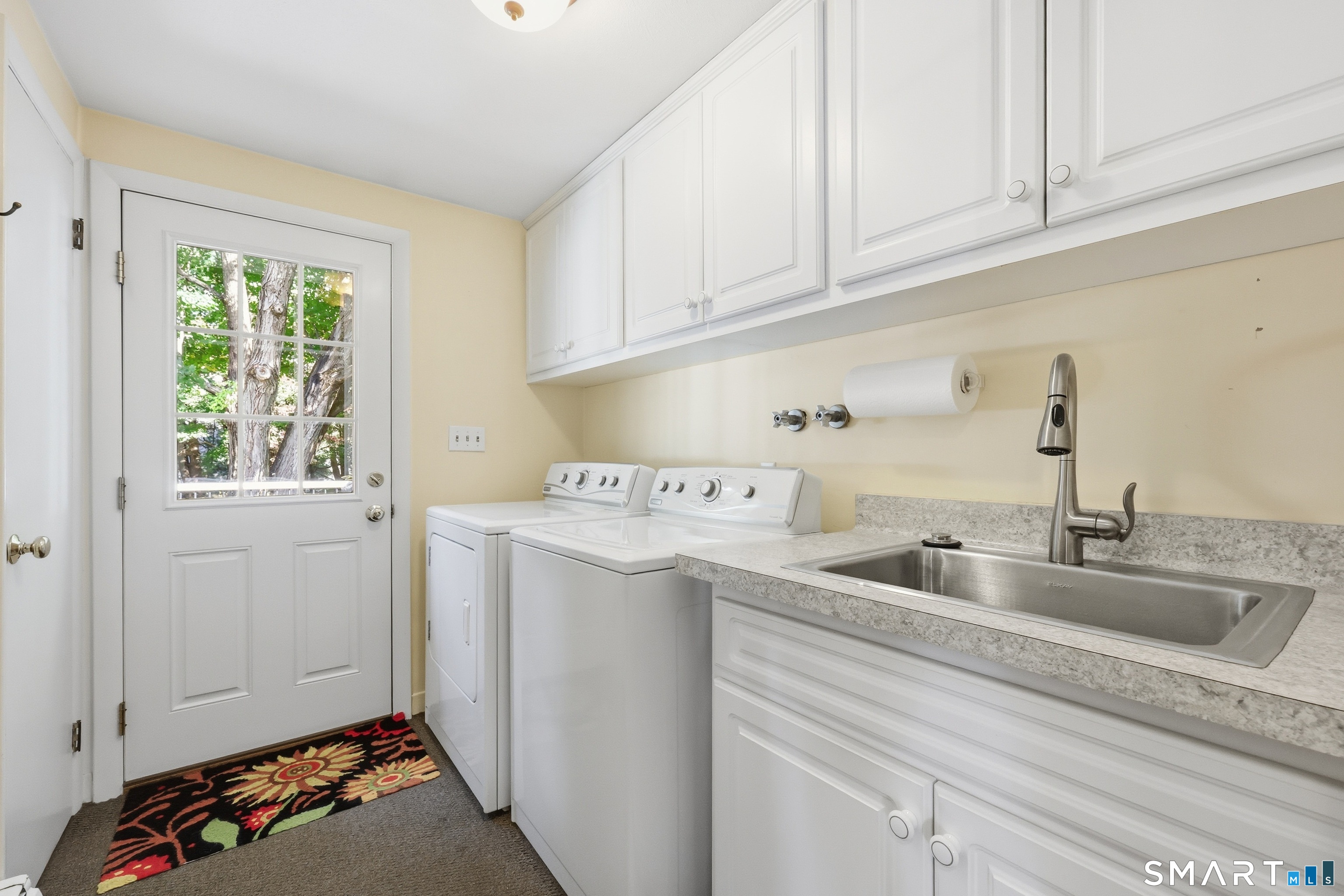 71 Dividend Road Rocky Hill CT 06067