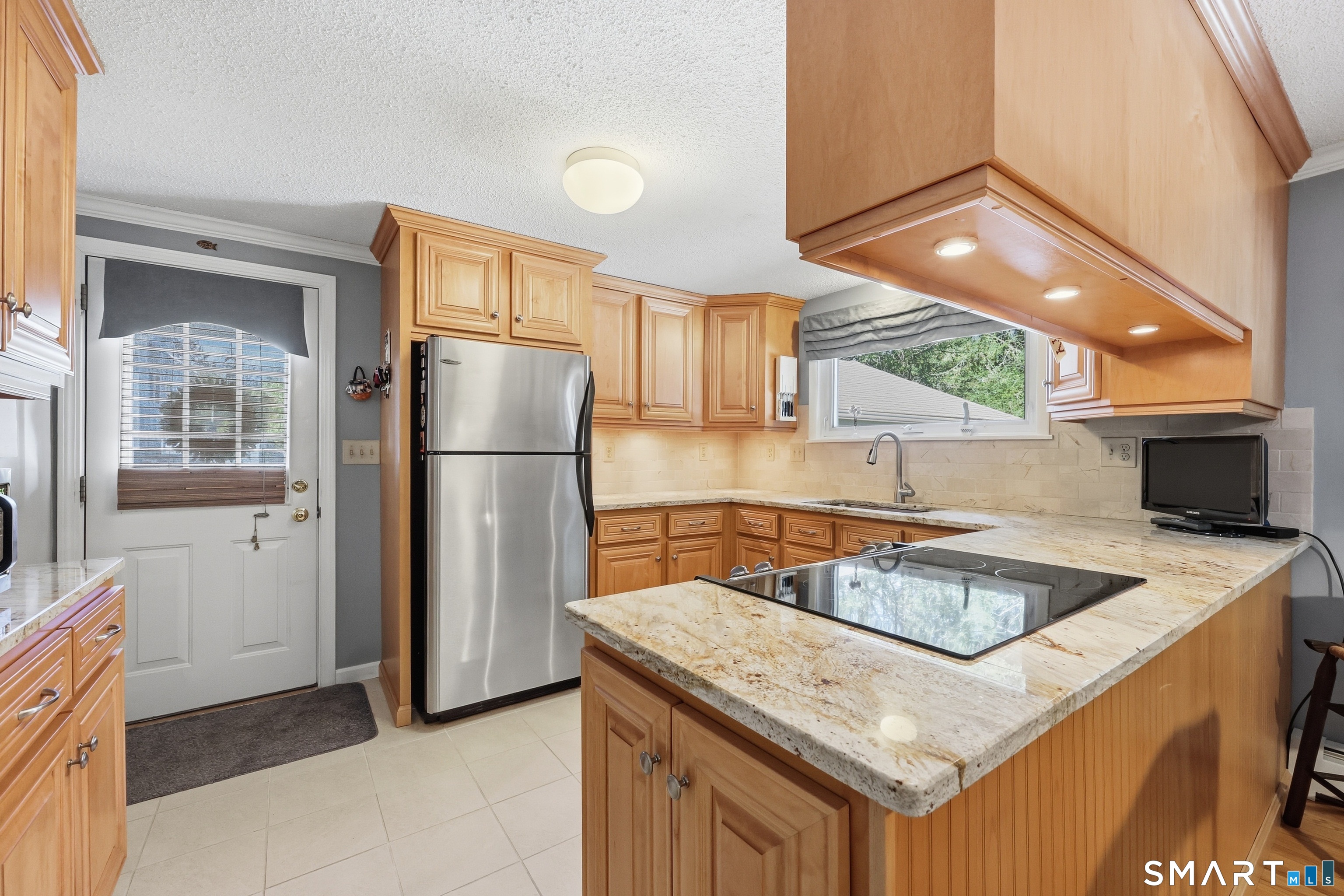 71 Dividend Road Rocky Hill CT 06067