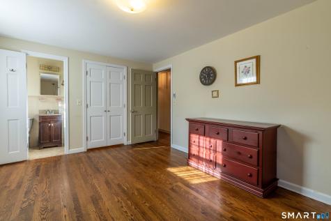 11 Hale Road Portland CT 06480
