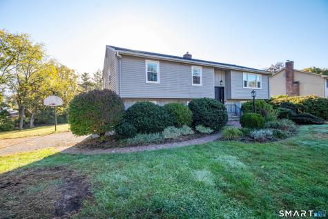 11 Hale Road Portland CT 06480