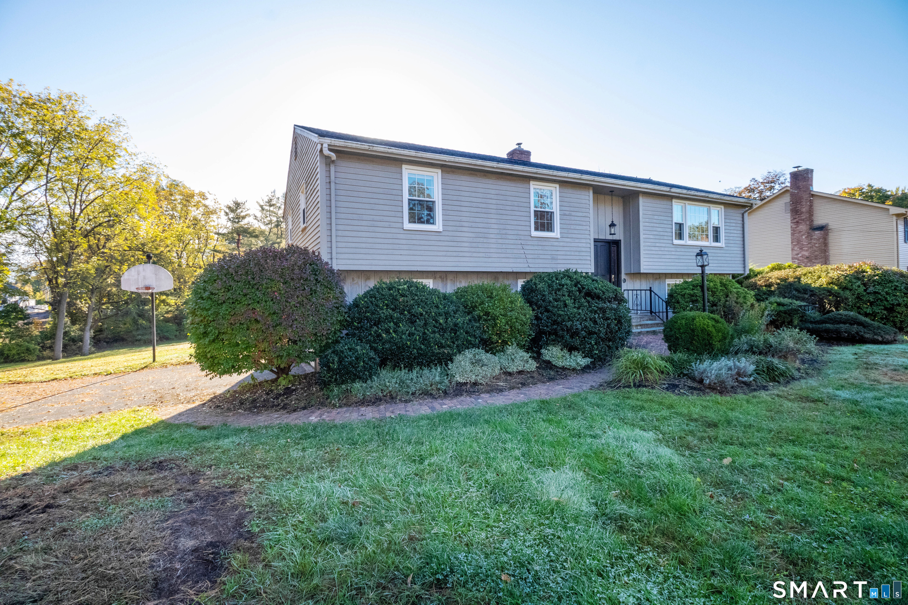 11 Hale Road Portland CT 06480