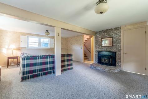 11 Hale Road Portland CT 06480
