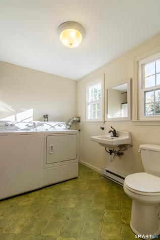 11 Hale Road Portland CT 06480