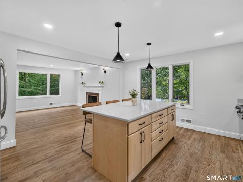 136 Minnechaug Drive Glastonbury CT 06033