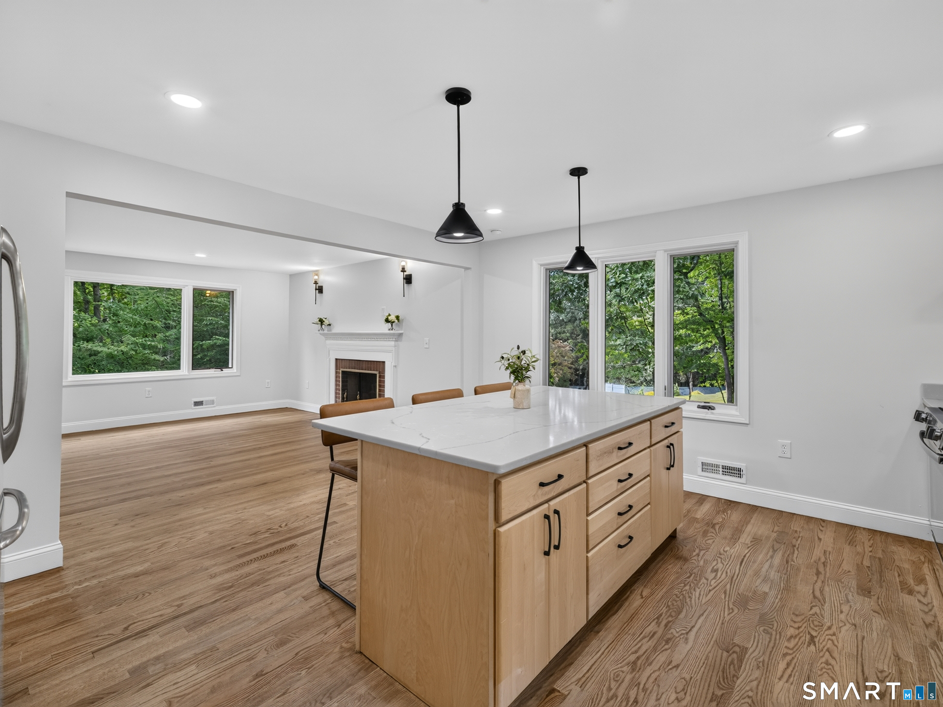 136 Minnechaug Drive Glastonbury CT 06033