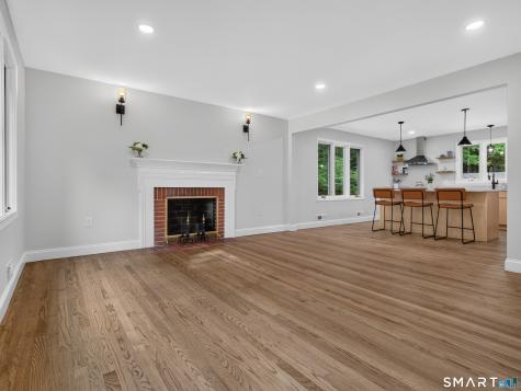 136 Minnechaug Drive Glastonbury CT 06033