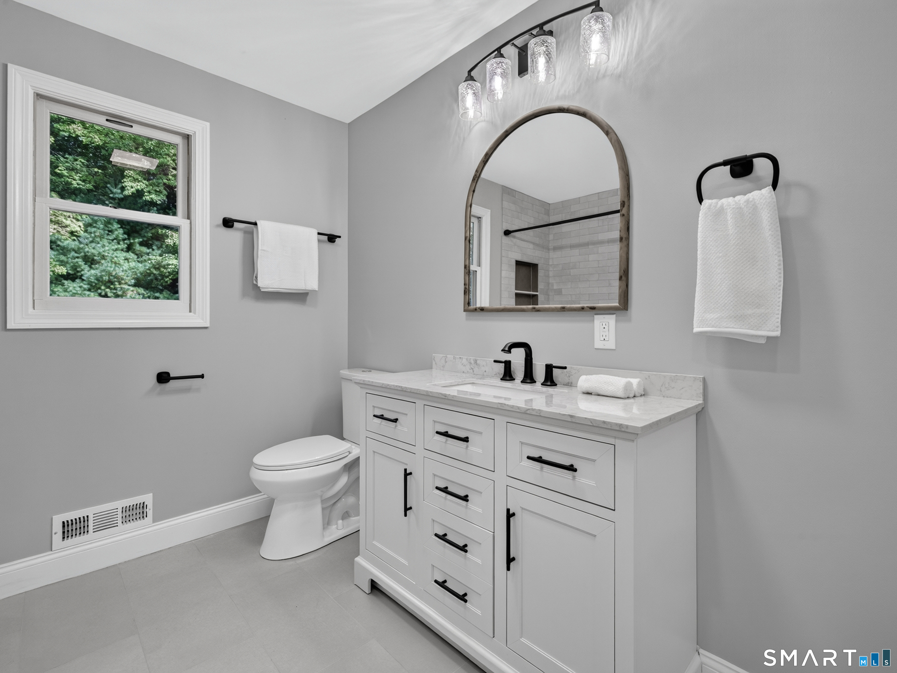 136 Minnechaug Drive Glastonbury CT 06033