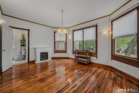 15 Elizabeth Street Norwich CT 06360