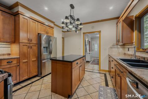 15 Elizabeth Street Norwich CT 06360