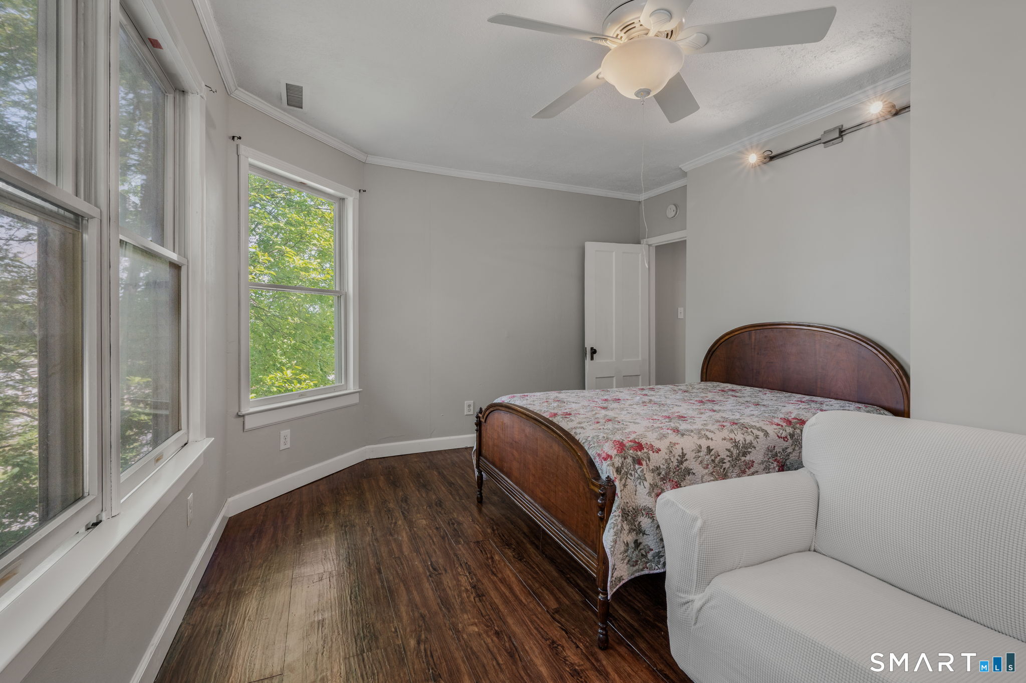 15 Elizabeth Street Norwich CT 06360