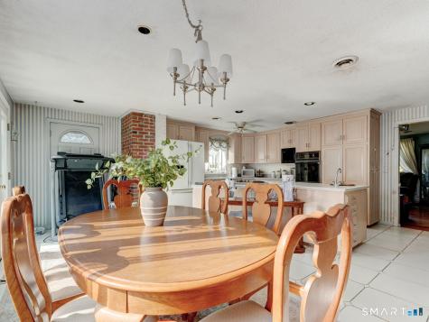 40 North Road East Granby CT 06026