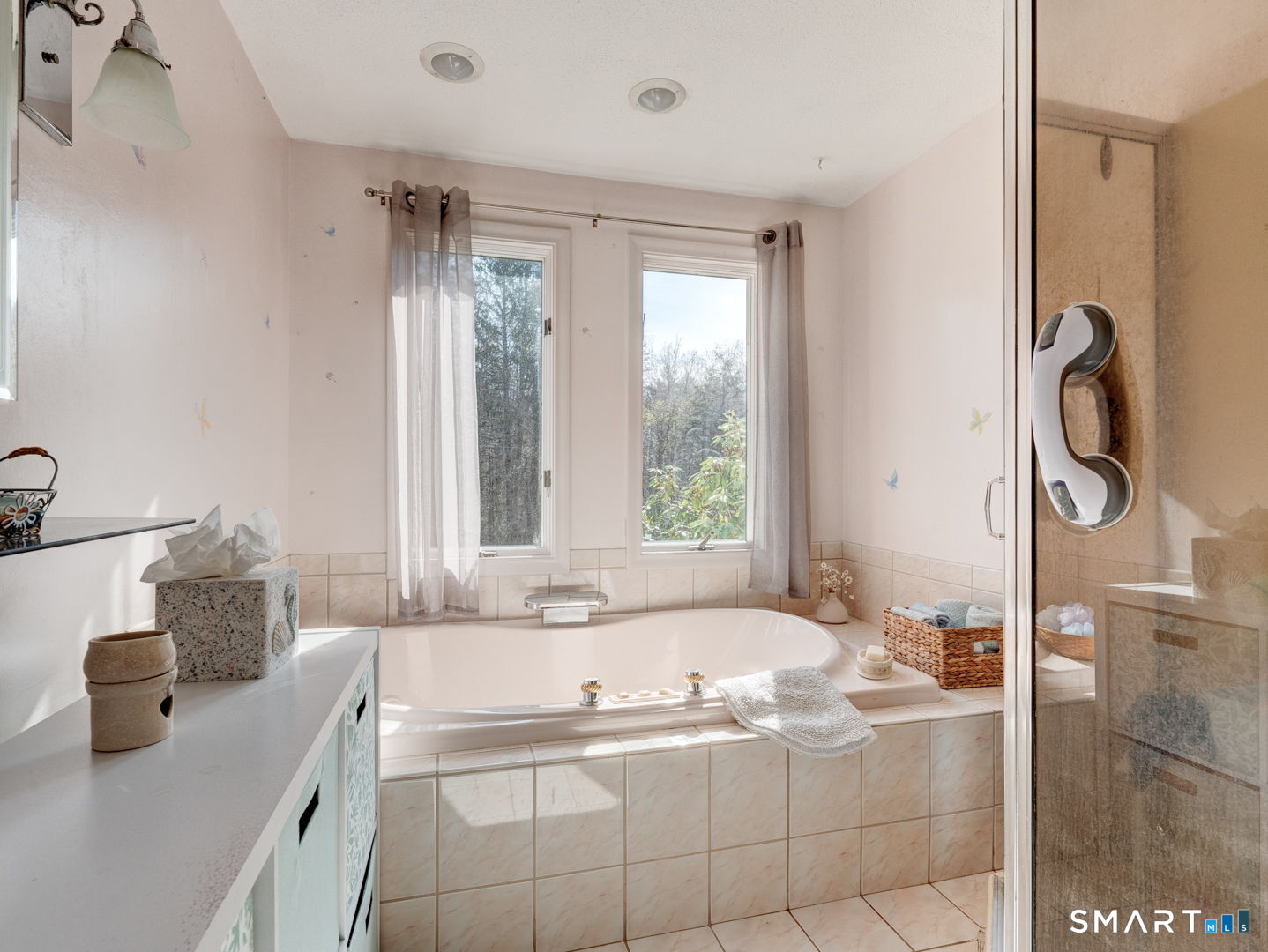 40 North Road East Granby CT 06026