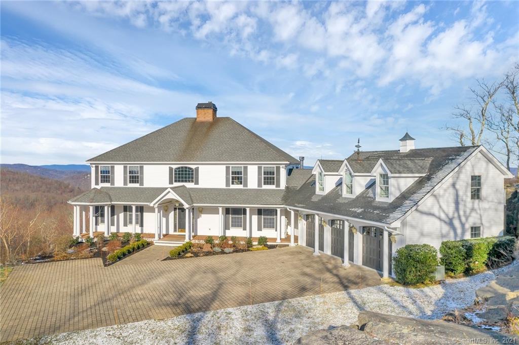 21 Rock Ridge Court New Fairfield CT 06812
