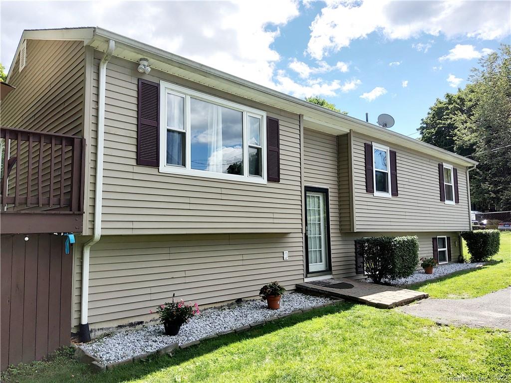 10 Madera Drive Waterbury CT 06704
