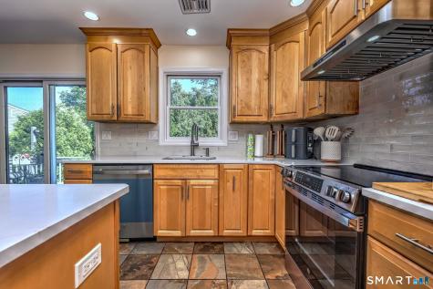 55 Londonderry Lane Milford CT 06460