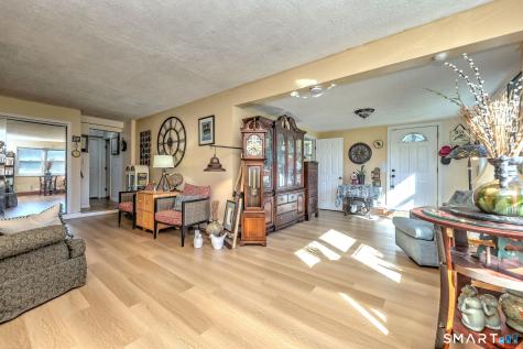 55 Londonderry Lane Milford CT 06460