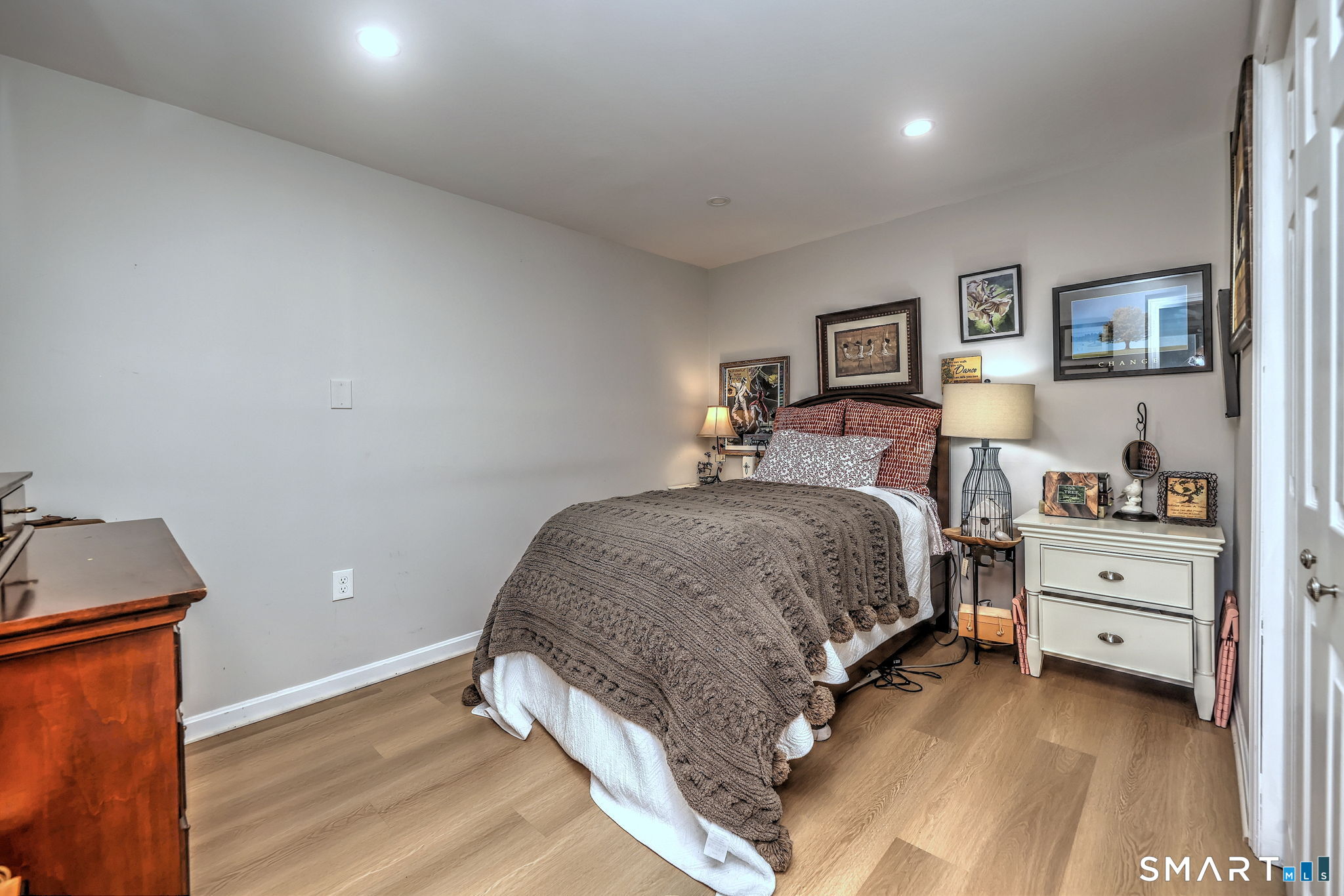 55 Londonderry Lane Milford CT 06460