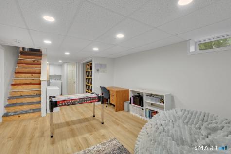 25 Pine Tree Lane South Windsor CT 06074