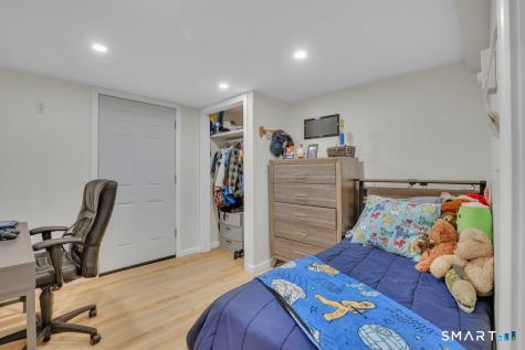 25 Pine Tree Lane South Windsor CT 06074