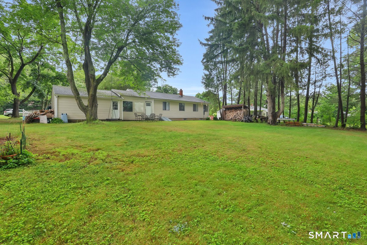 25 Pine Tree Lane South Windsor CT 06074
