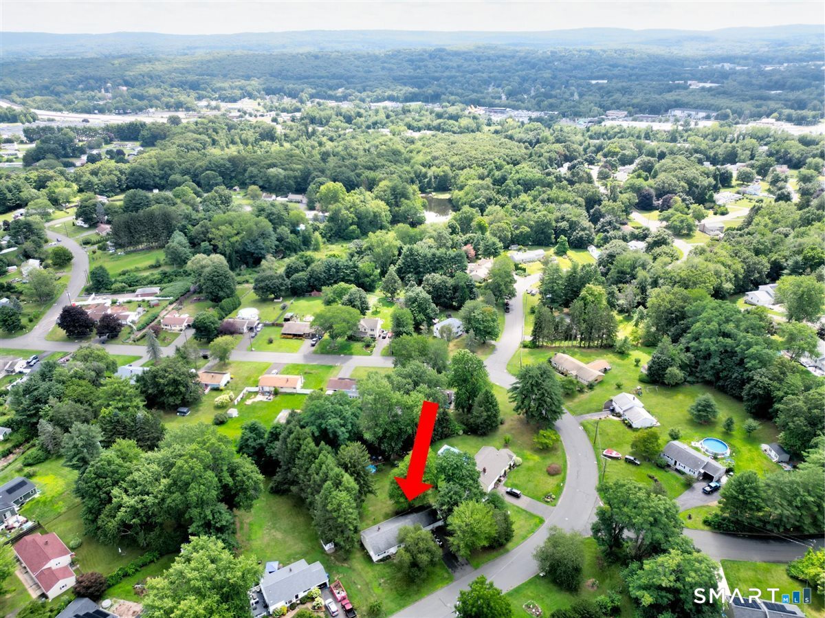 25 Pine Tree Lane South Windsor CT 06074