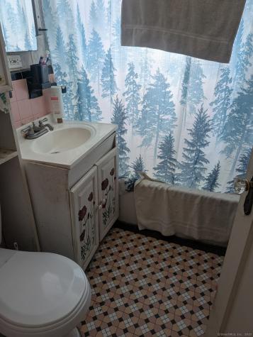 3 George Avenue Groton CT 06340