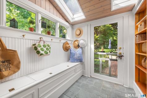170 New Canaan Avenue Norwalk CT 06850