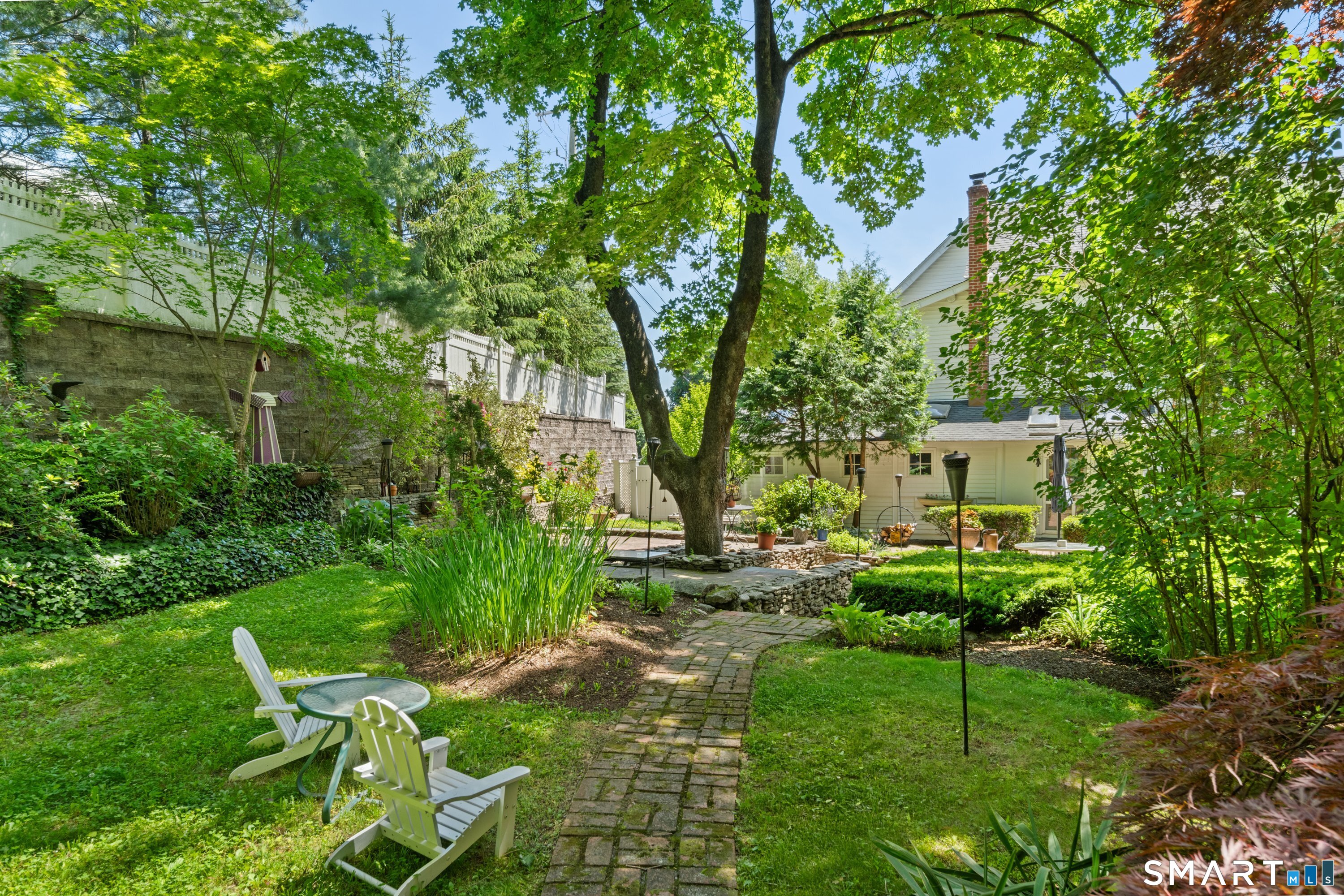170 New Canaan Avenue Norwalk CT 06850