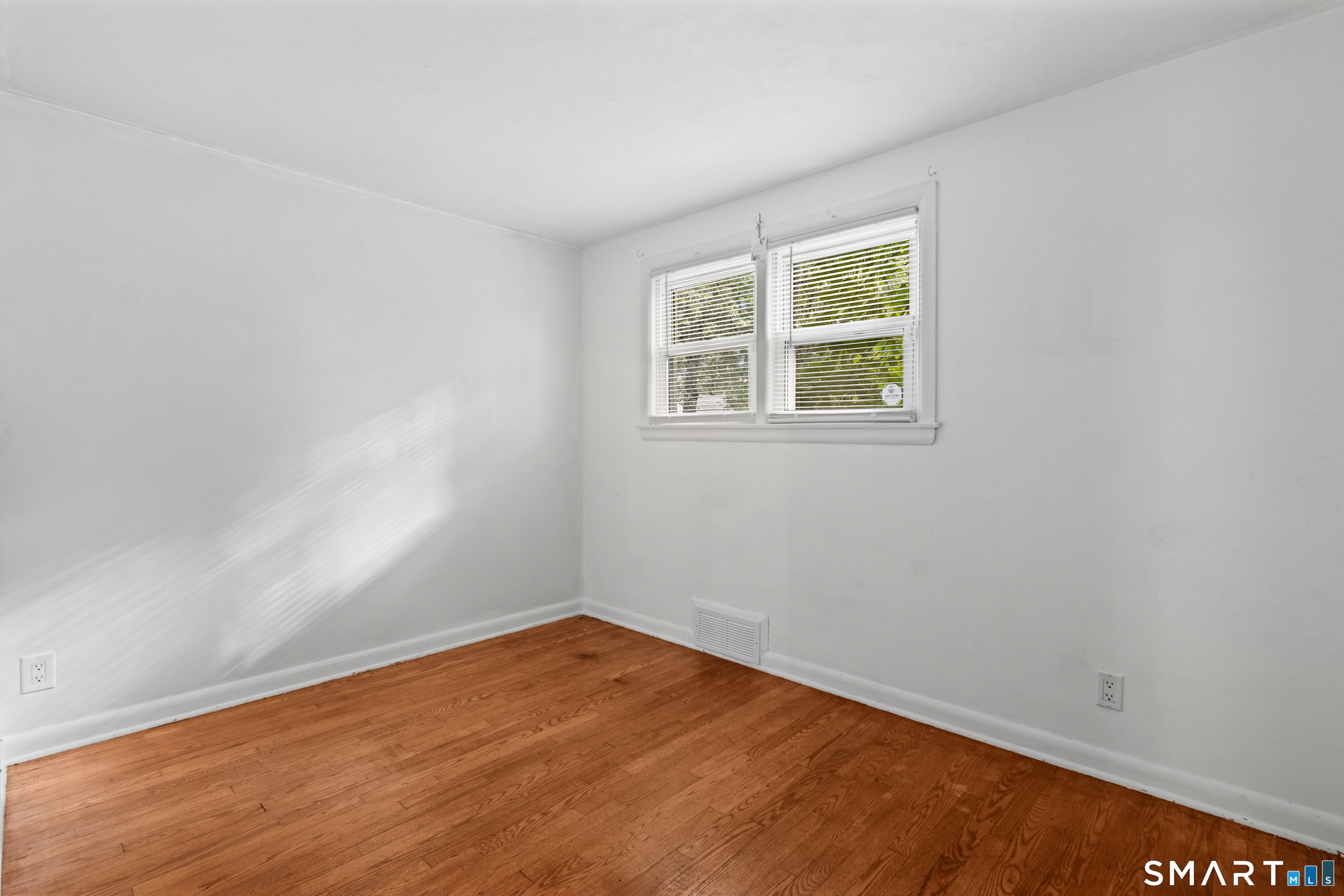 34 Cedar Ridge Road Newington CT 06111