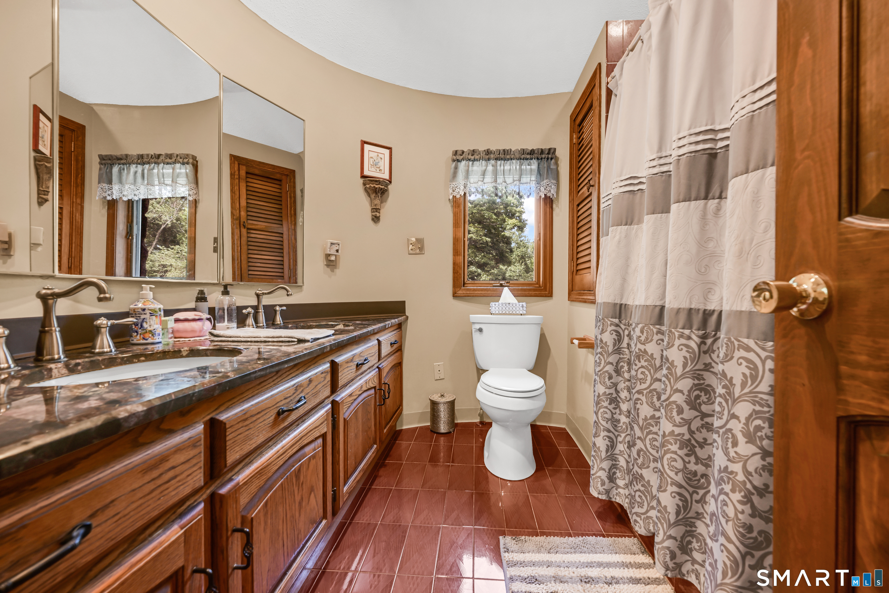 555 Davis Street Watertown CT 06779