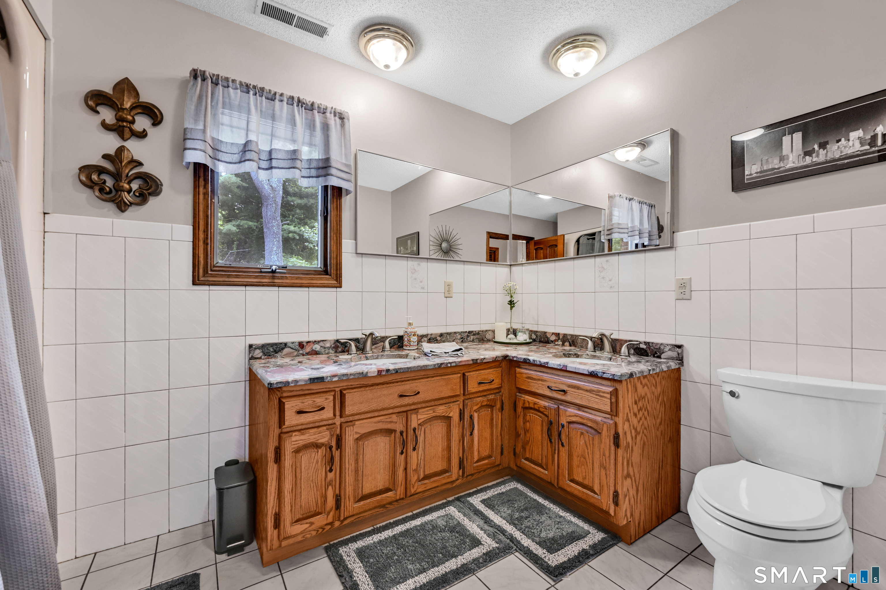 555 Davis Street Watertown CT 06779