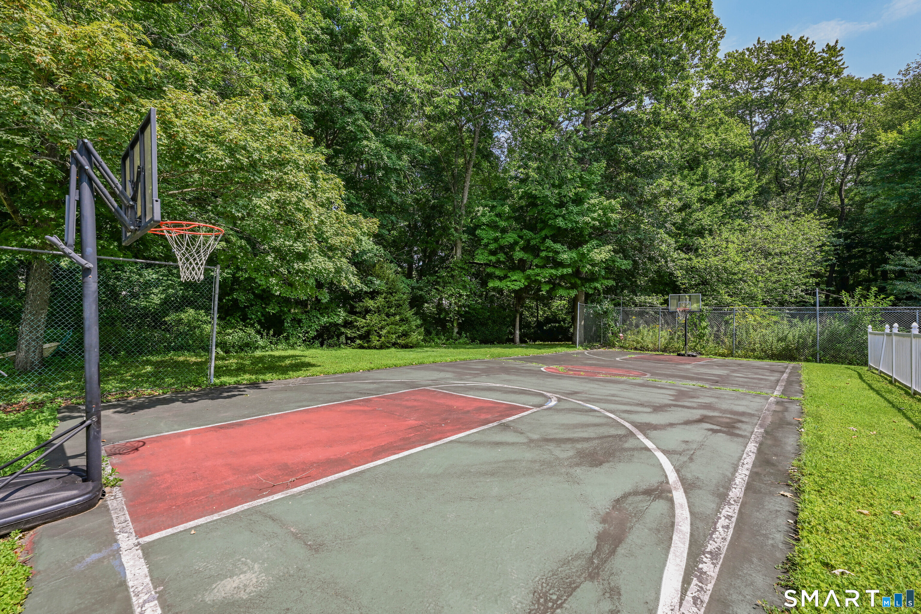 555 Davis Street Watertown CT 06779