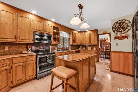 555 Davis Street Watertown CT 06779