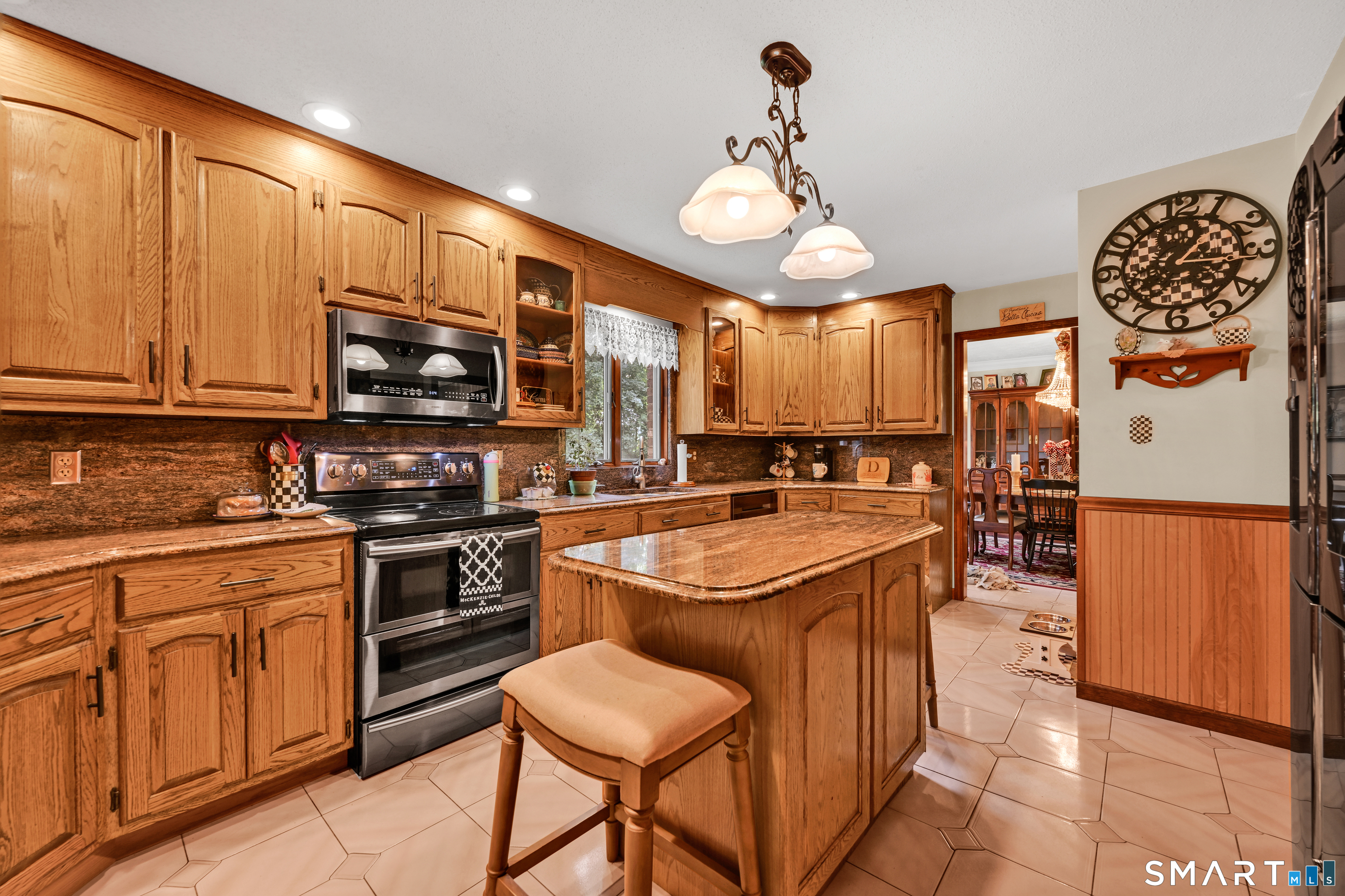 555 Davis Street Watertown CT 06779