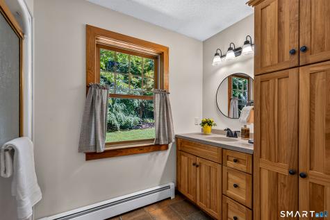 30 Lisa Lane Willington CT 06279