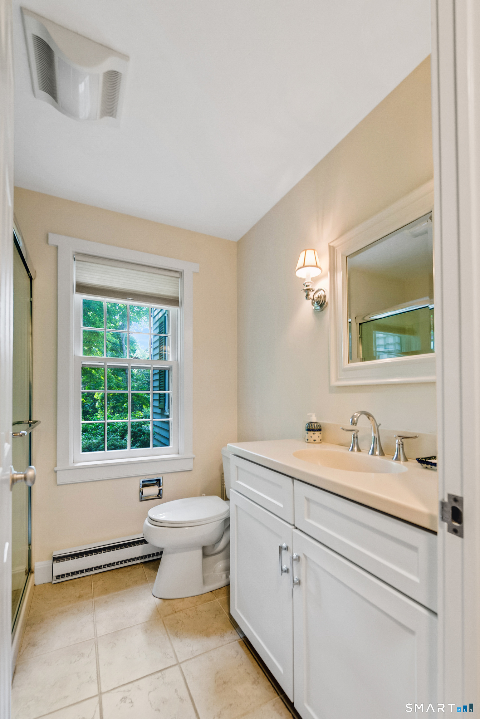 11 Cove Hill Road Essex CT 06426