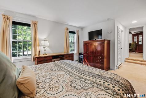 11 Cove Hill Road Essex CT 06426