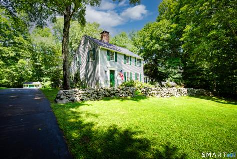 11 Cove Hill Road Essex CT 06426
