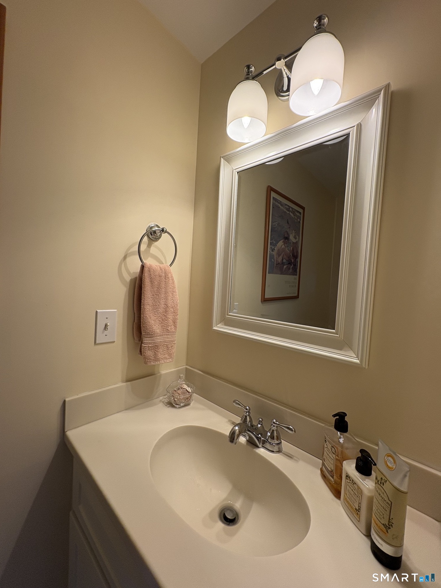 11 Cove Hill Road Essex CT 06426