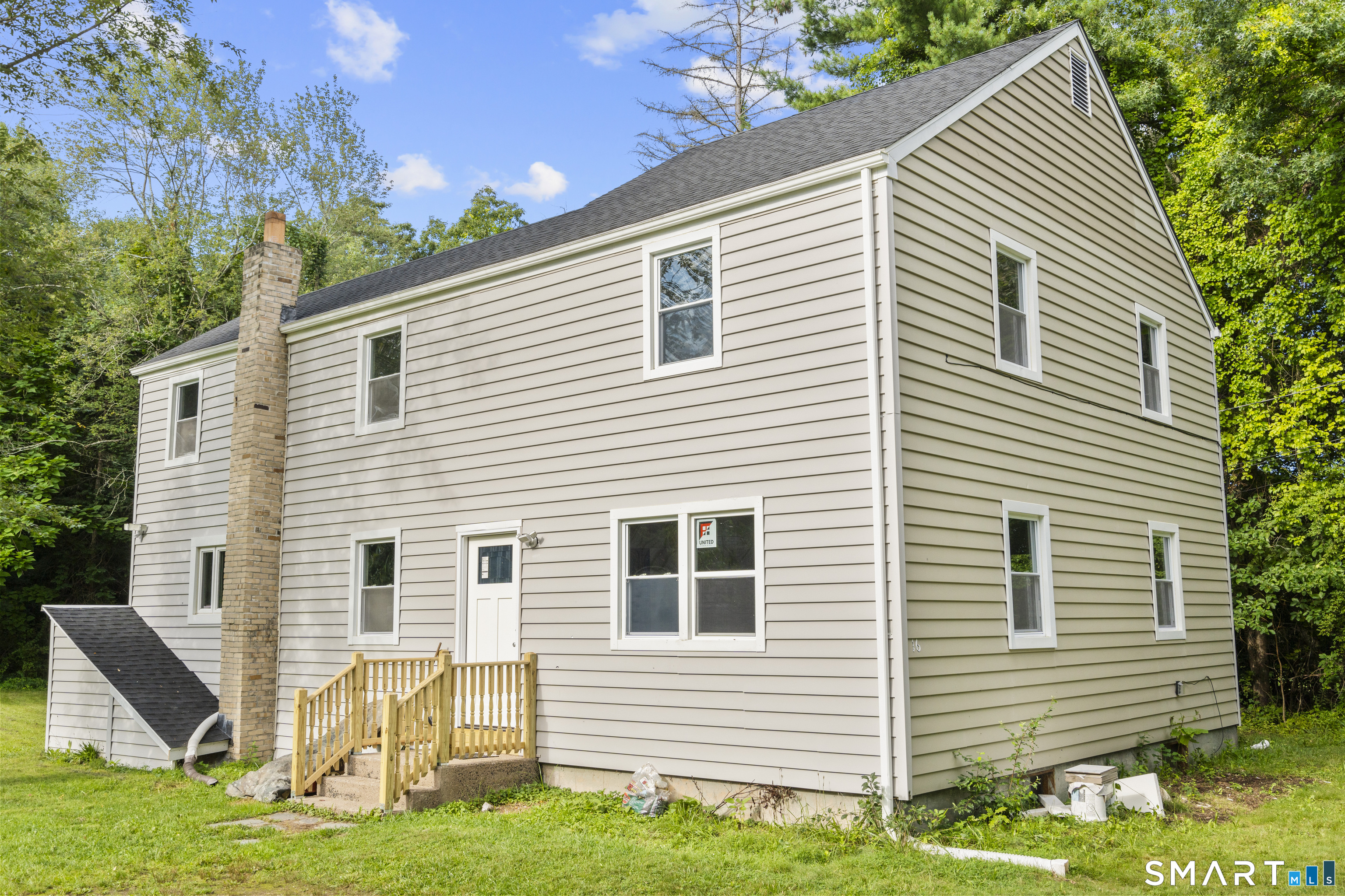 16 Griffin South Road Bloomfield CT 06002