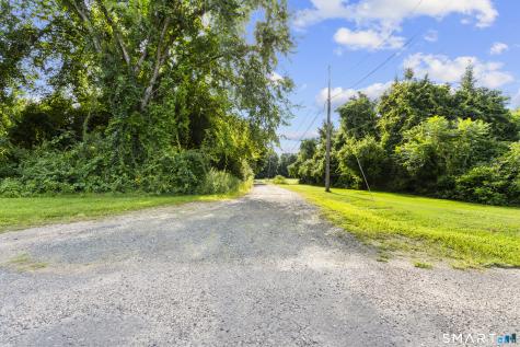 16 Griffin South Road Bloomfield CT 06002