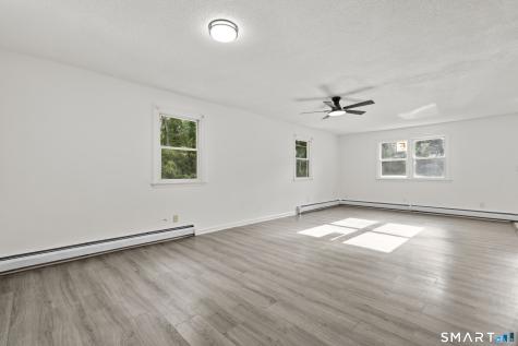 16 Griffin South Road Bloomfield CT 06002