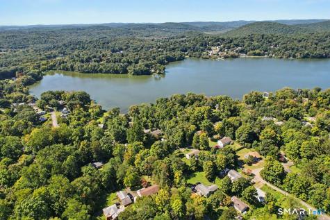 4 Clement Road New Fairfield CT 06812