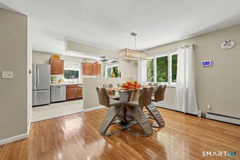 4 Clement Road New Fairfield CT 06812