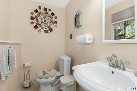 123 Briar Ridge Road Danbury CT 06810