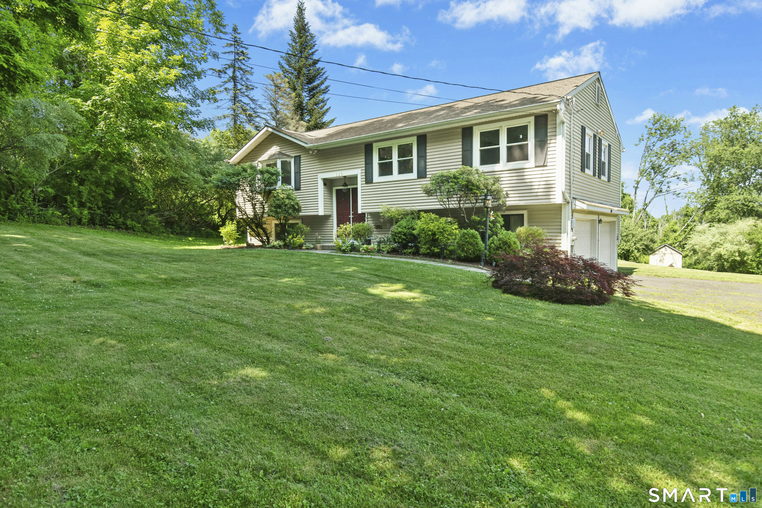123 Briar Ridge Road Danbury CT 06810
