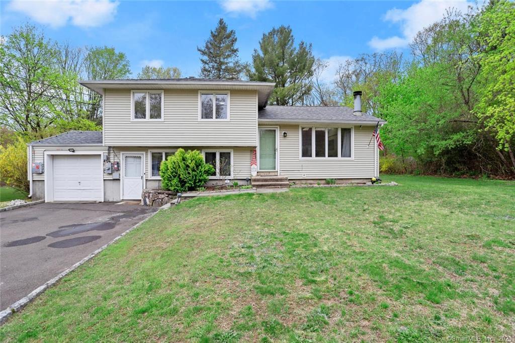15 Algonquin Road Norwalk CT 06851