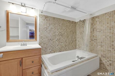 104 Exeter Street Hartford CT 06106