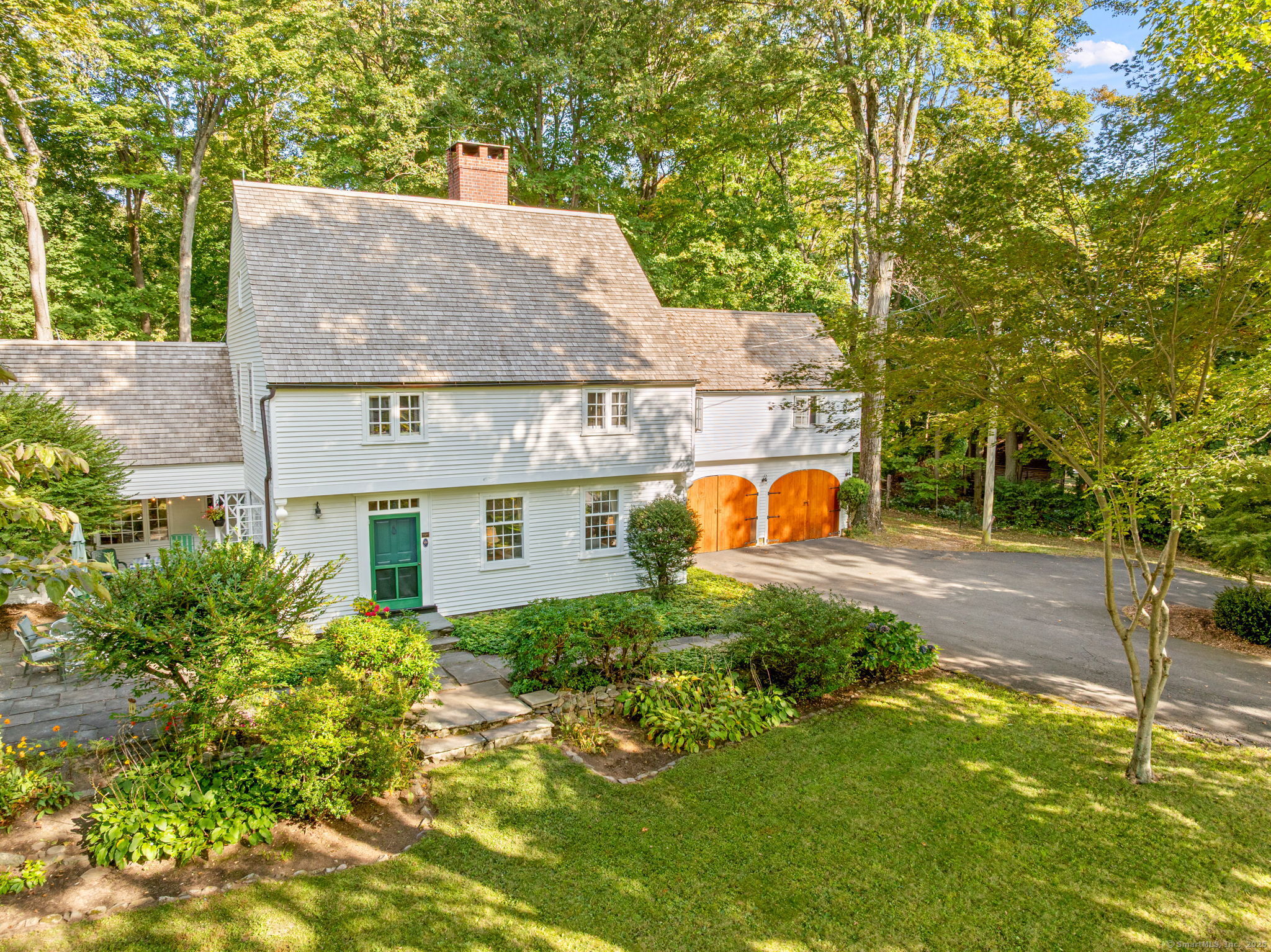 8 Currituck Road Newtown CT 06470